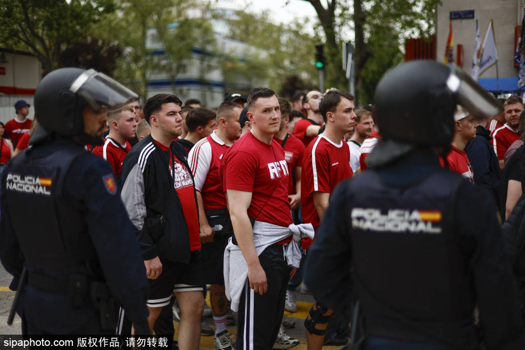 迪亚斯拜仁首季即超罗本里贝里！哥伦比亚飞翼数据惊人，三冠王金球奖皆可期？